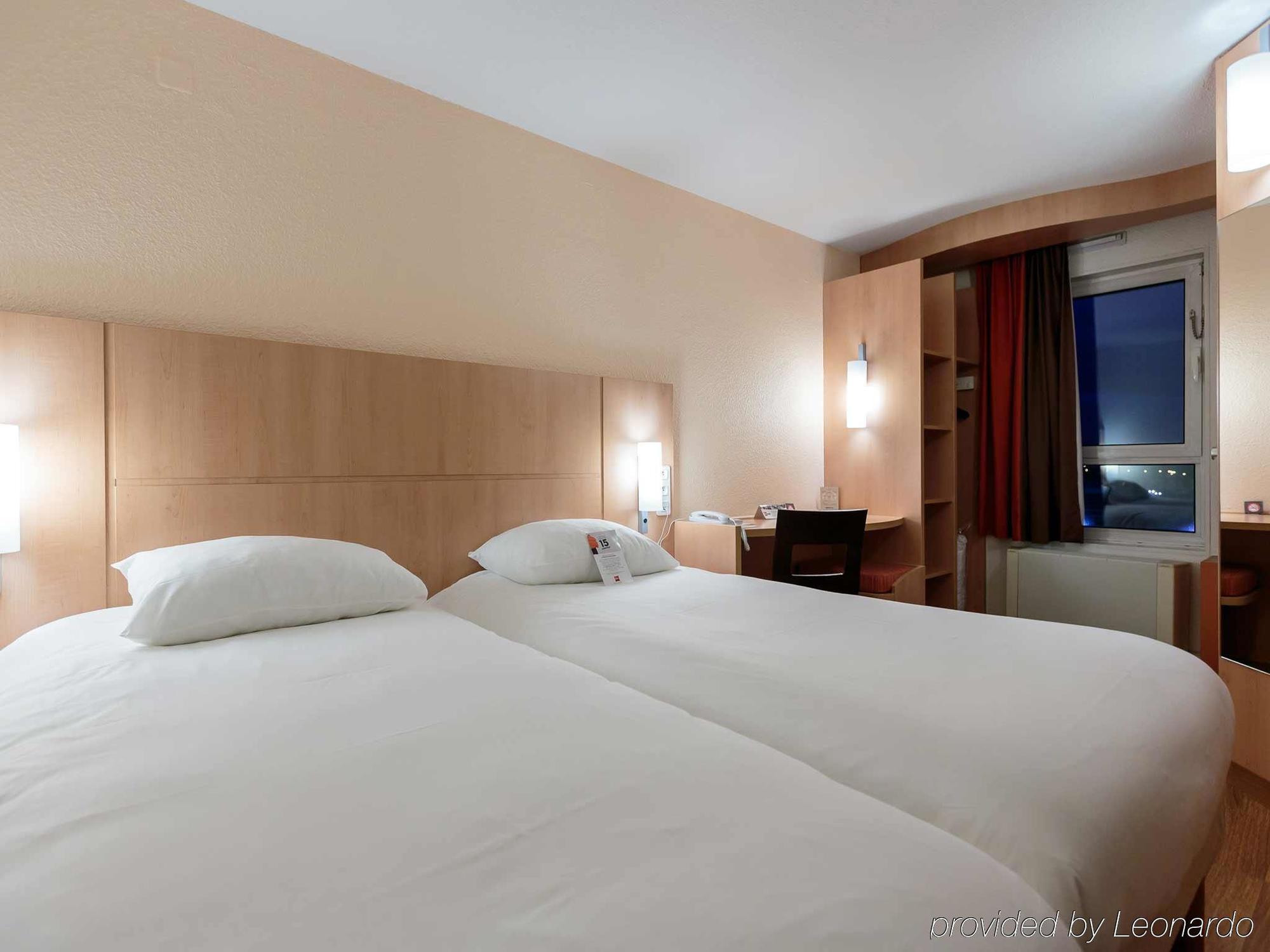 Ibis Clermont Ferrand Sud Herbet Exteriér fotografie
